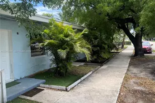2118 N 19th Ave, Hollywood, FL 33020 - Photo 11