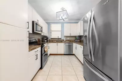 22807 SW 89th Path, Cutler Bay, FL 33190 - Photo 11