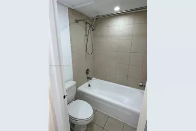 2333 Brickell Ave #1610, Miami, FL 33129 - Photo 13