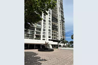 2333 Brickell Ave #1610, Miami, FL 33129 - Photo 23