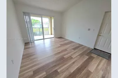 8070 N Nob Hill Rd #208, Tamarac, FL 33321 - Photo 3