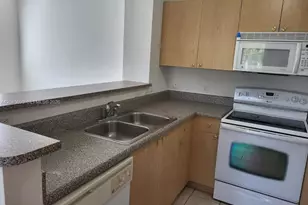 8070 N Nob Hill Rd, Tamarac, FL 33321 - Photo 5