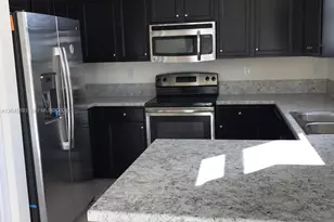 312 SE 37th Ter, Homestead, FL 33033 - Photo 3