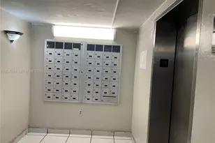 17600 N Bay Rd, Sunny Isles Beach, FL 33160 - Photo 25