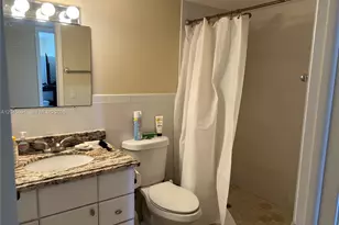 17600 N Bay Rd, Sunny Isles Beach, FL 33160 - Photo 19