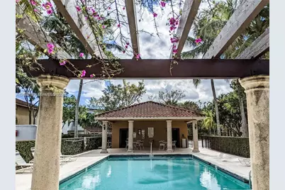 8853 SW 108th Pl, Miami, FL 33176 - Photo 5