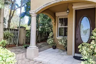 8853 SW 108th Pl, Miami, FL 33176 - Photo 21