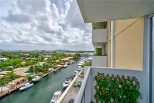 2000 NE 135th St, North Miami, FL 33181 - Photo 7