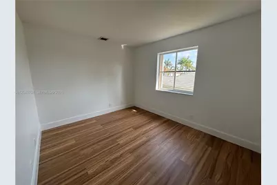 1653 Winterberry Ln #1653, Weston, FL 33327 - Photo 9