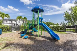 18102 SW 148th Rd, Miami, FL 33187 - Photo 21