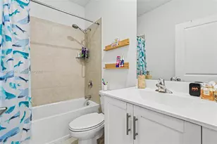 18102 SW 148th Rd, Miami, FL 33187 - Photo 15