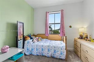 18102 SW 148th Rd, Miami, FL 33187 - Photo 13
