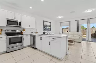 18102 SW 148th Rd, Miami, FL 33187 - Photo 25