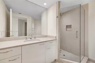20155 NE 38th Ct, Aventura, FL 33180 - Photo 27