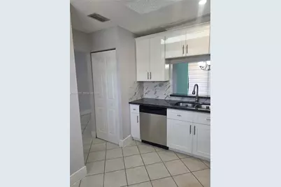 6119 NW 171st St #6116, Hialeah, FL 33015 - Photo 13