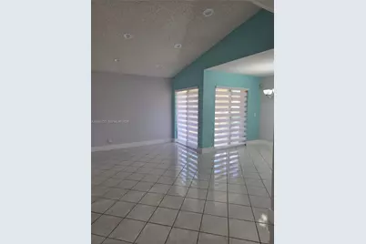 6119 NW 171st St #6116, Hialeah, FL 33015 - Photo 3