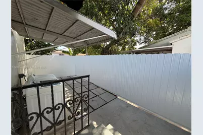 2112 SW 60th Ct, Miami, FL 33155 - Photo 15