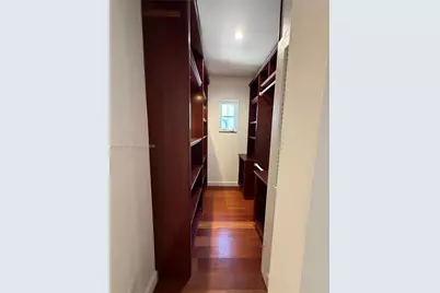 2112 SW 60th Ct, Miami, FL 33155 - Photo 9