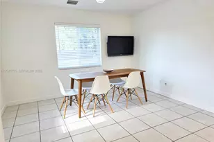 2111 N 26th Ave, Hollywood, FL 33020 - Photo 17