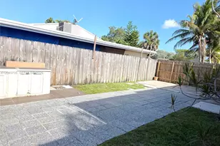 2111 N 26th Ave, Hollywood, FL 33020 - Photo 43