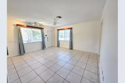 2111 N 26th Ave #N, Hollywood, FL 33020 - Photo 11