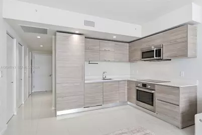 1300 S Miami Ave #4108, Miami, FL 33130 - Photo 13