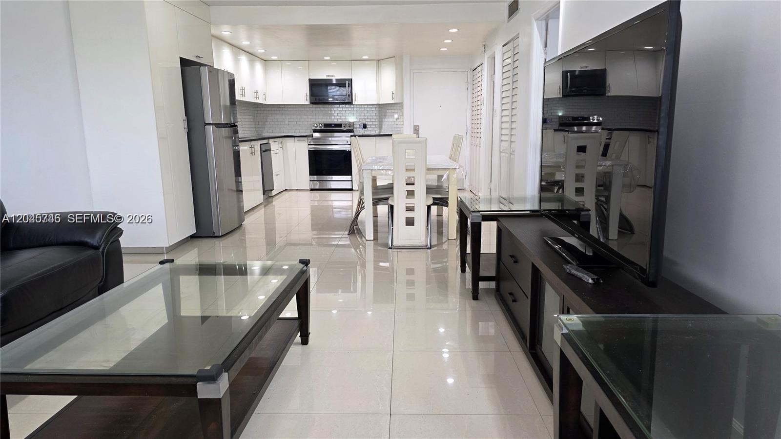 1351 NE Miami Gardens Dr #511E - 1351 NE Miami Gardens Dr #511E, Miami, FL 33179 Luxury Property | Jose Angel Pina