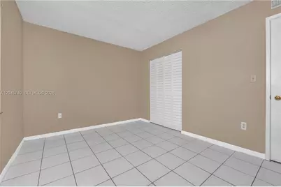 6041 W 24th Ave #B-111, Hialeah, FL 33016 - Photo 5
