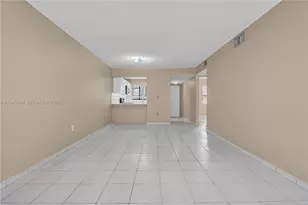 6041 W 24th Ave, Hialeah, FL 33016 - Photo 15