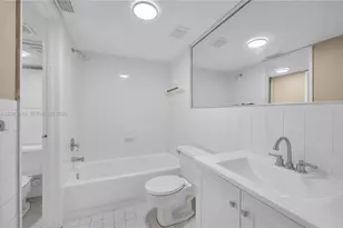 6041 W 24th Ave, Hialeah, FL 33016 - Photo 9