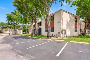 20065 NE 3rd Ct, Miami, FL 33179 - Photo 19