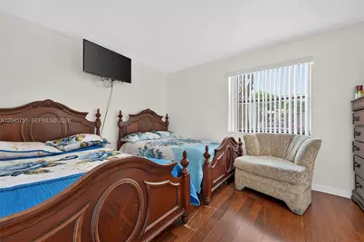 20065 NE 3rd Ct #5, Miami, FL 33179 - Photo 11