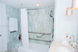 18683 Collins Ave, Sunny Isles Beach, FL 33160 - Photo 47