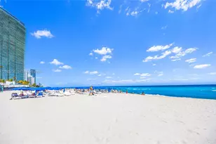 18683 Collins Ave, Sunny Isles Beach, FL 33160 - Photo 25