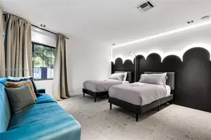 2500 Bayview Dr, Fort Lauderdale, FL 33305 - Photo 41