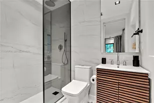 2500 Bayview Dr, Fort Lauderdale, FL 33305 - Photo 45