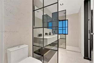 2500 Bayview Dr, Fort Lauderdale, FL 33305 - Photo 37