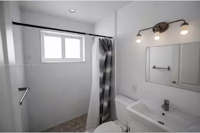 552 NE 61st St #4, Miami, FL 33137 - Photo 5