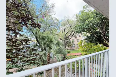 8411 NW 8th St #206, Miami, FL 33126 - Photo 9