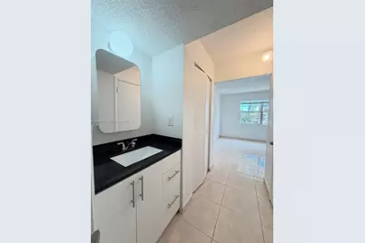 8411 NW 8th St #206, Miami, FL 33126 - Photo 19