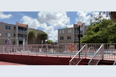 8411 NW 8th St #206, Miami, FL 33126 - Photo 25
