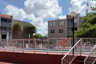 8411 NW 8th St, Miami, FL 33126 - Photo 25