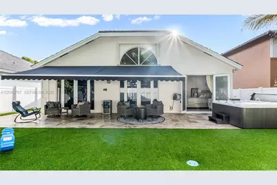 123 SW 164th Ave, Pembroke Pines, FL 33027 - Photo 43