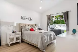 123 SW 164th Ave, Pembroke Pines, FL 33027 - Photo 27