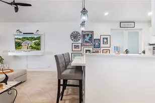 123 SW 164th Ave, Pembroke Pines, FL 33027 - Photo 17