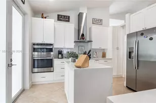123 SW 164th Ave, Pembroke Pines, FL 33027 - Photo 13