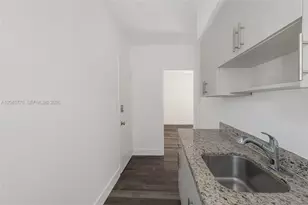 8340 Crespi Blvd, Miami Beach, FL 33141 - Photo 9