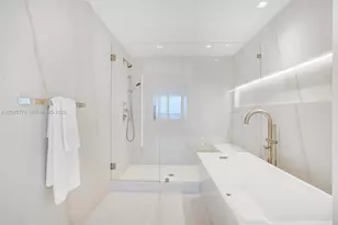 3801 Collins Ave, Miami Beach, FL 33140 - Photo 29