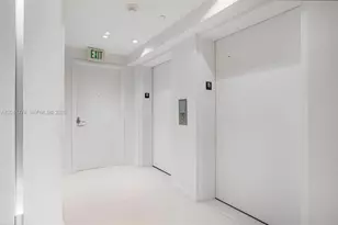 3801 Collins Ave, Miami Beach, FL 33140 - Photo 3