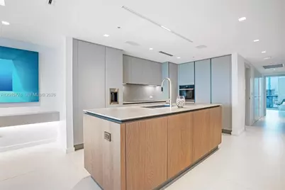 3801 Collins Ave #1503, Miami Beach, FL 33140 - Photo 9